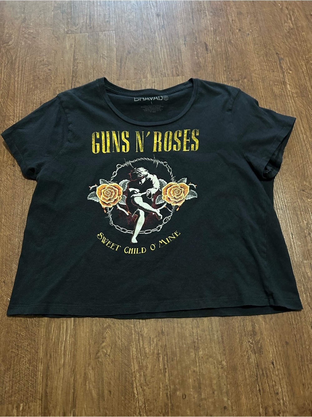 Guns and Roses Black Graphic Band Tee with Gold Print